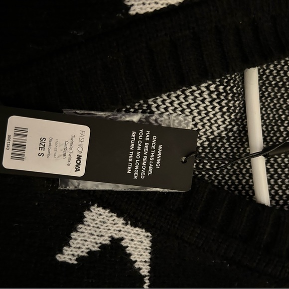 New- Fashion Nova black & White Cardigan - Picture 5 of 5